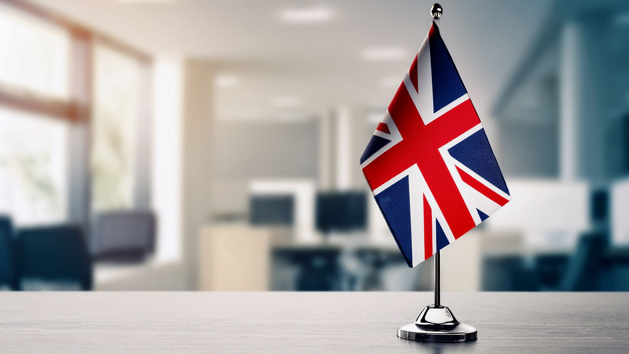 今日から「イギリス渡航許可（ETA）」が必要に、事前登録が義務化
