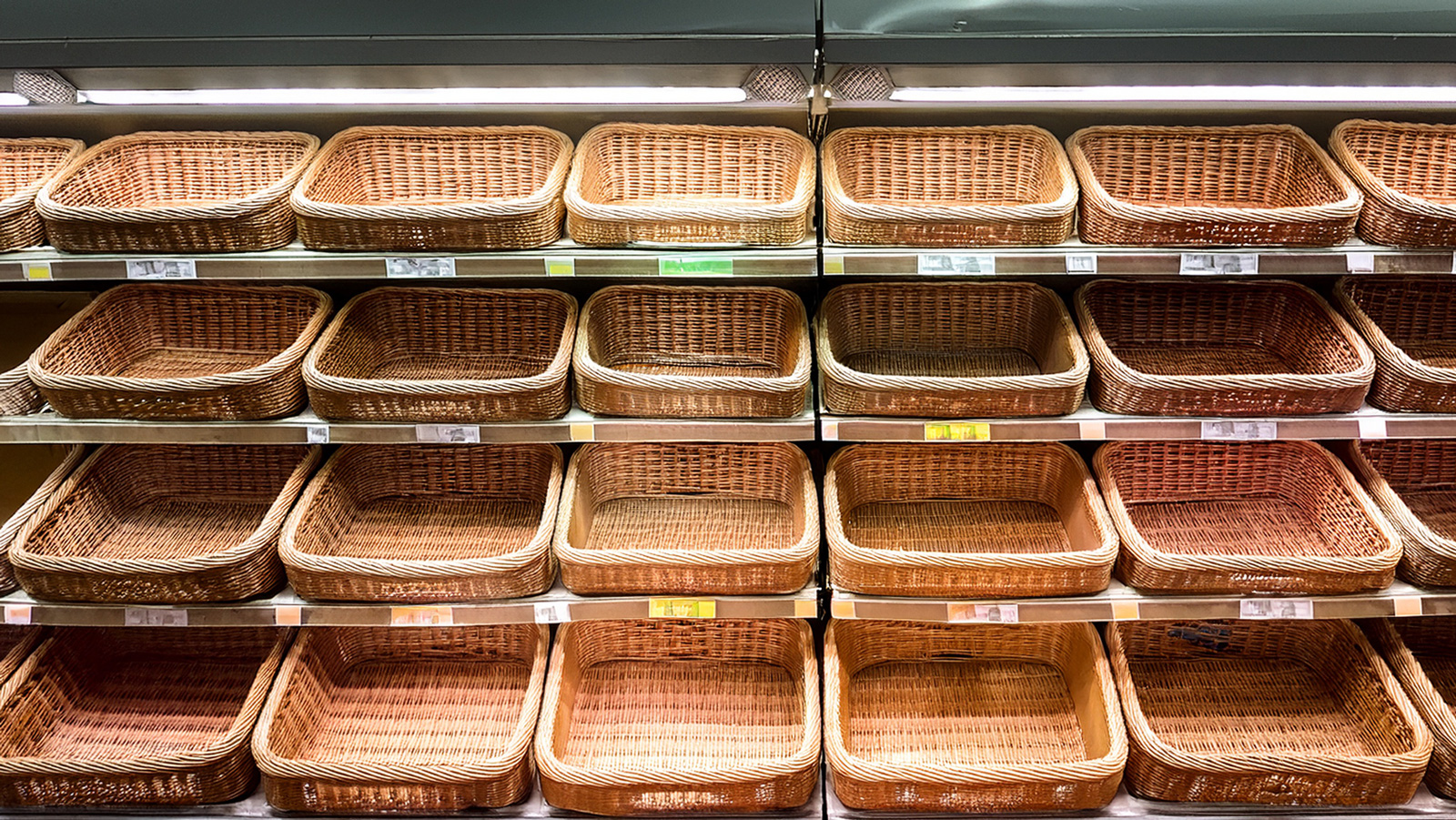 スーパーの棚が空っぽに―オランダ全土で生鮮食品が届かない事態に