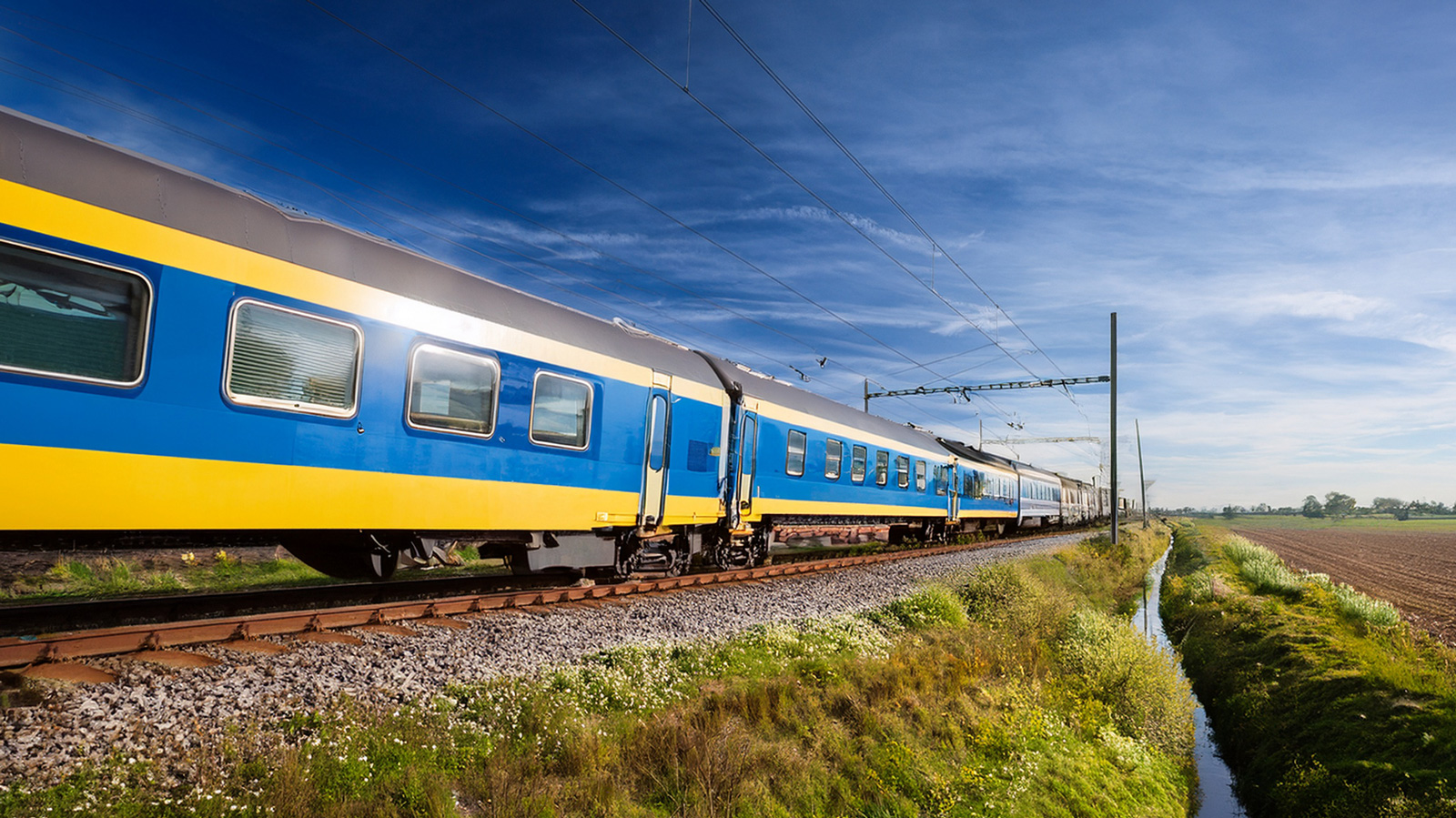 NS（オランダ鉄道）の新ダイヤが日曜始動─列車本数増・利便性向上