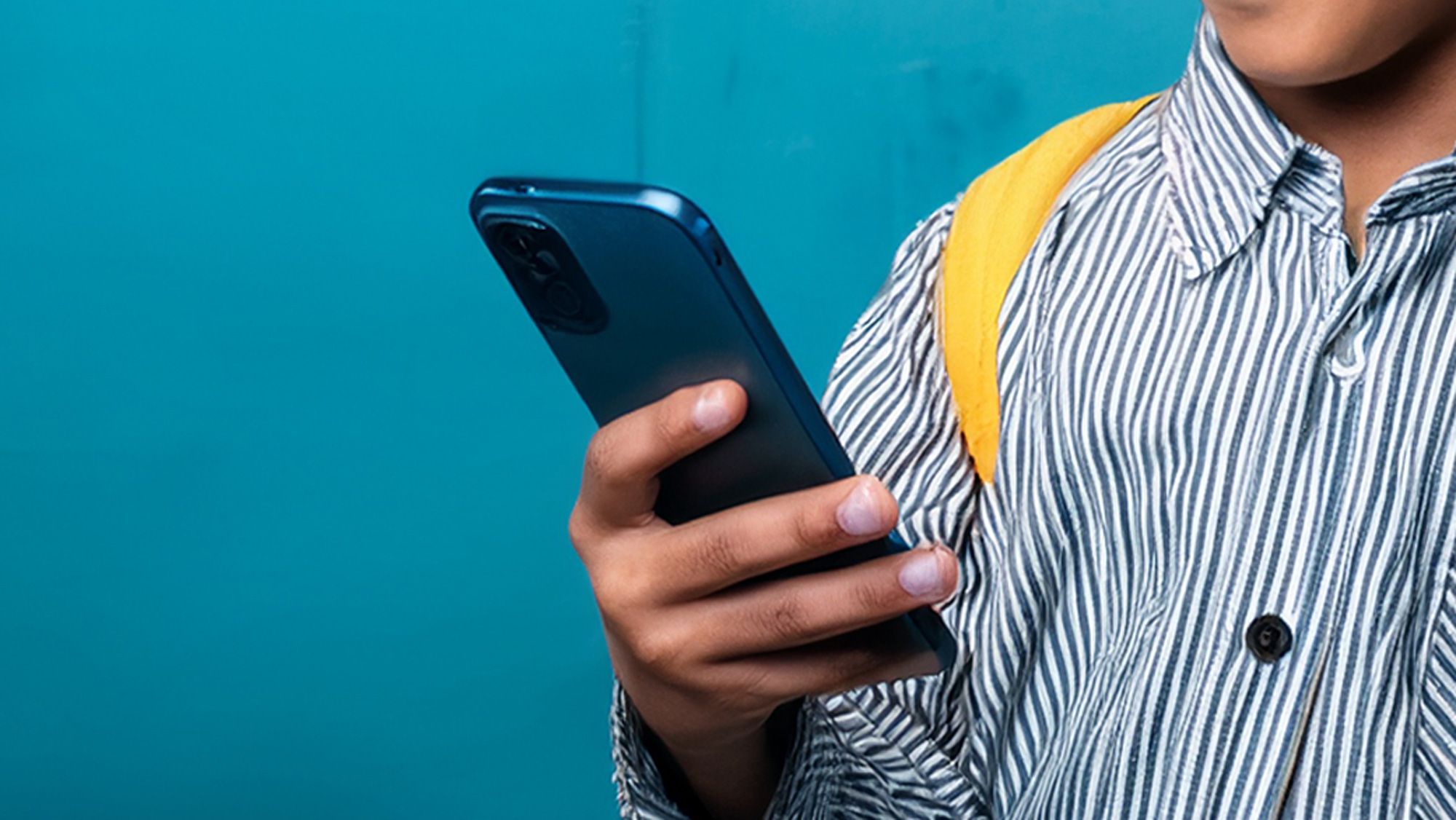「14歳以下にはスマホを持たせない」保護者の誓約に賛同者続々