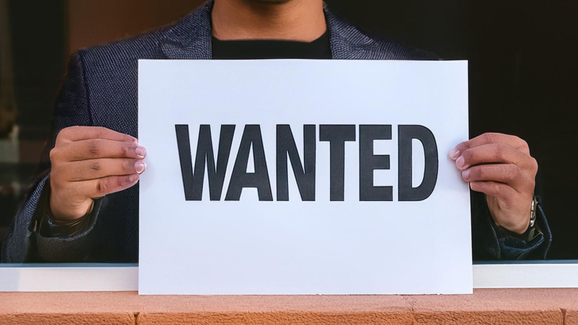 オランダの企業、深刻な人手不足に直面 – 長期的な対策が必要に