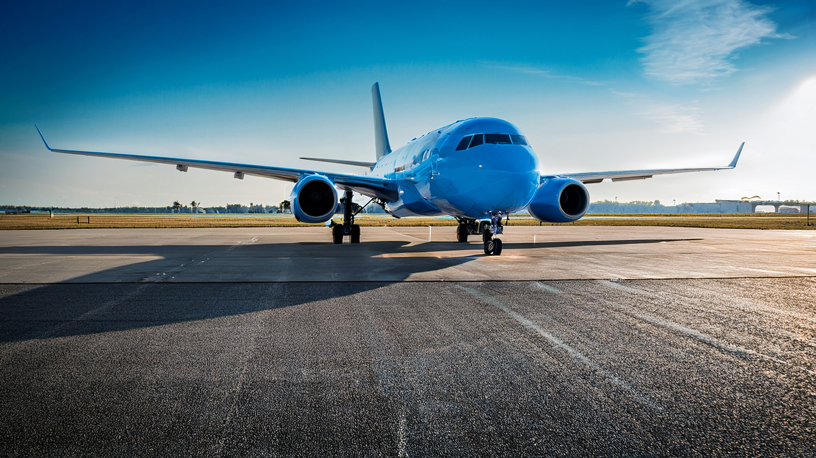 KLM、キュラソー線の運航継続─米軍機とのニアミス多発で島は支援を要請