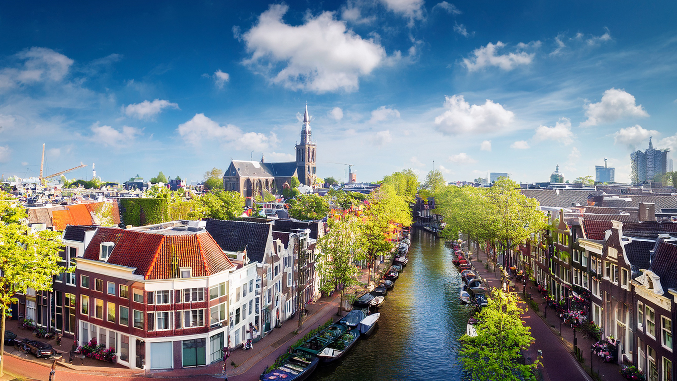 オランダ、帰化要件を5年から10年に延長へ
